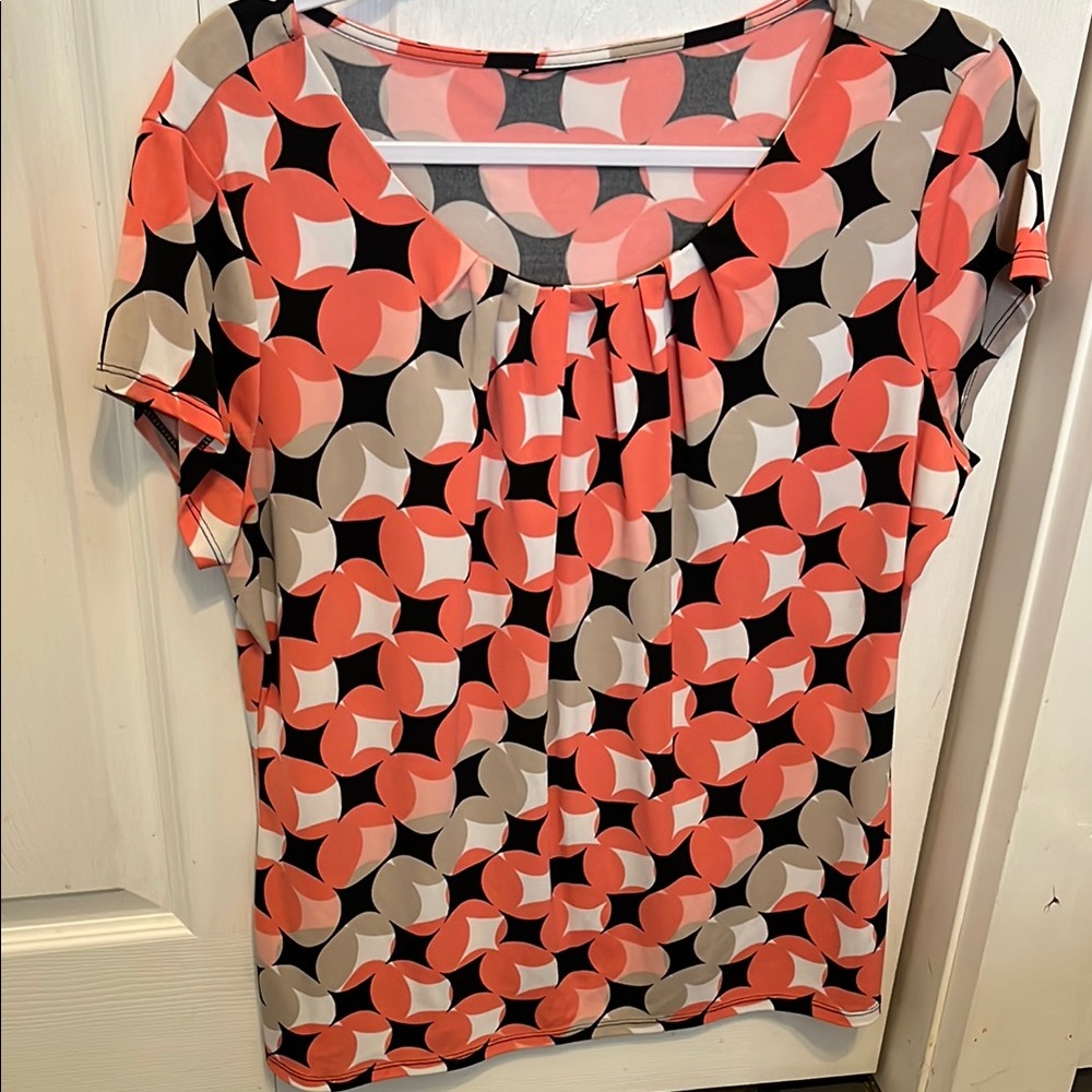 Liz Claiborne Peach, Tan and Black Pleated Blouse